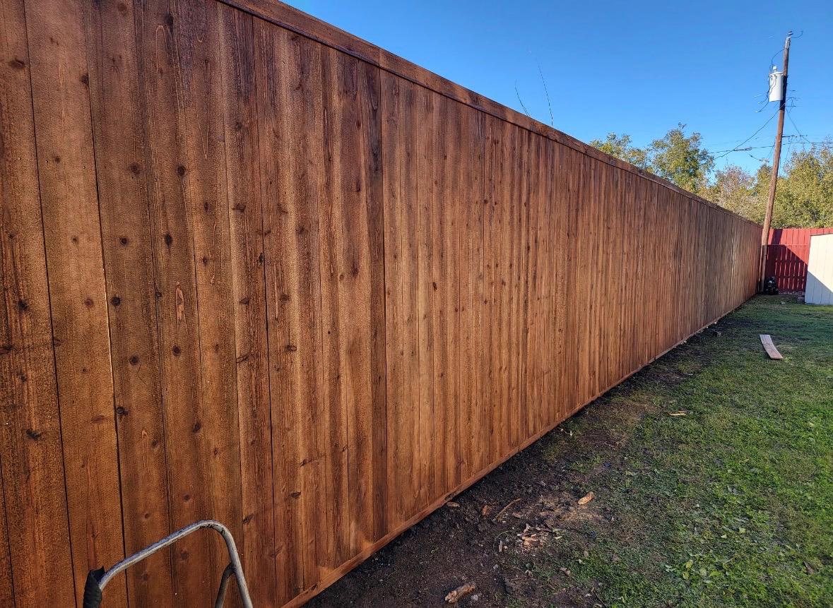 Cedar privacy fence built by JLY Constructions for a homeowner in Everett, WA